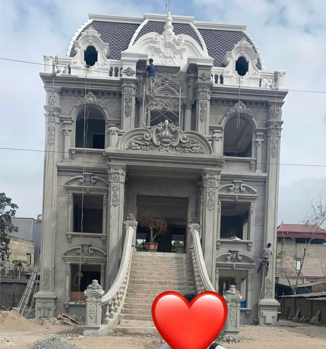 Đắp phù điêu hoa văn mặt tiền 2