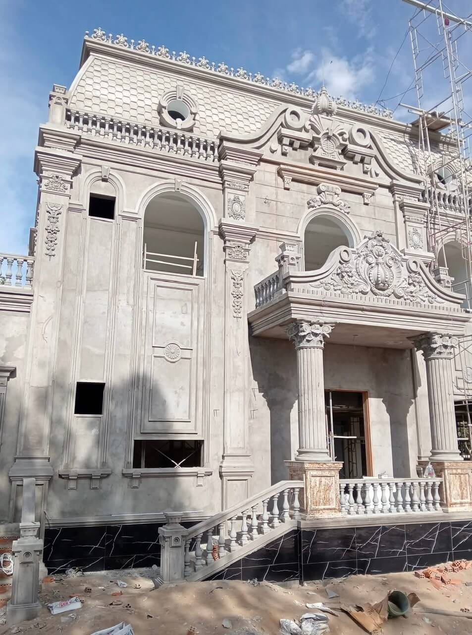 Đắp phù điêu mặt tiền biệt thự