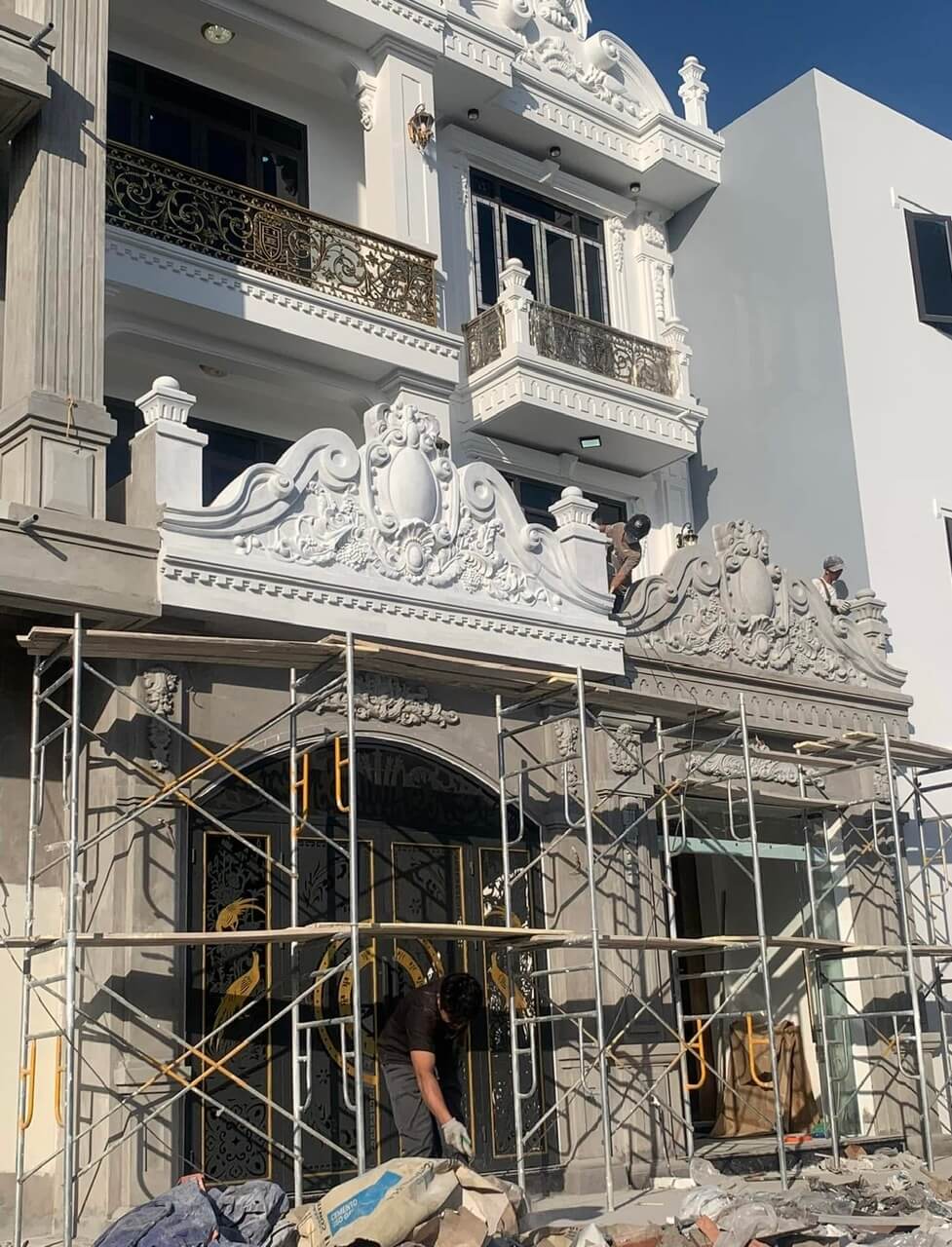 Đắp phù điêu mặt tiền biệt thự 6