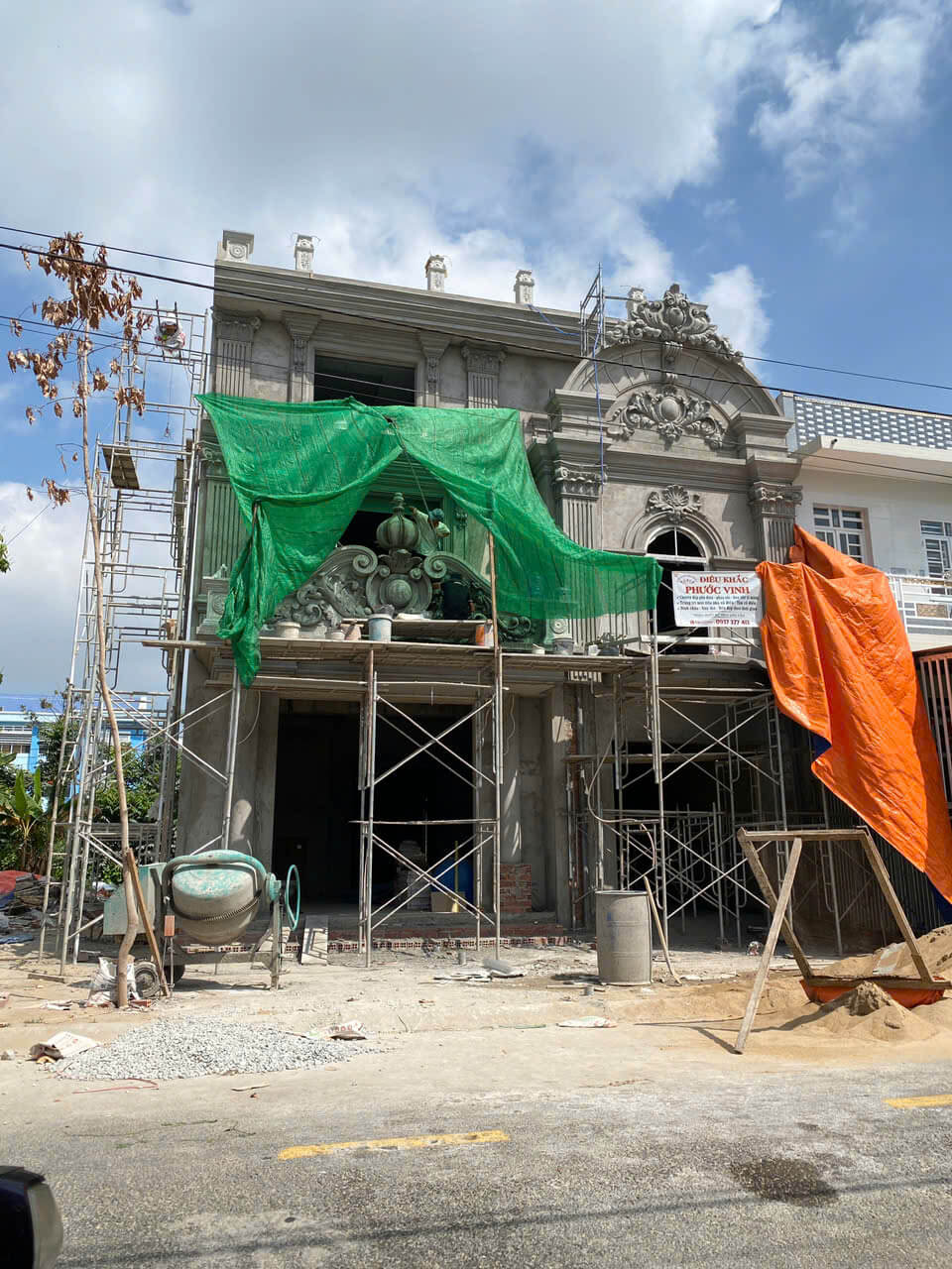 Đắp phù điêu nhà tân cổ điển 5