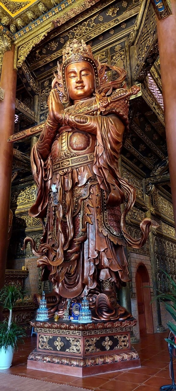 Đắp tượng hộ pháp 2