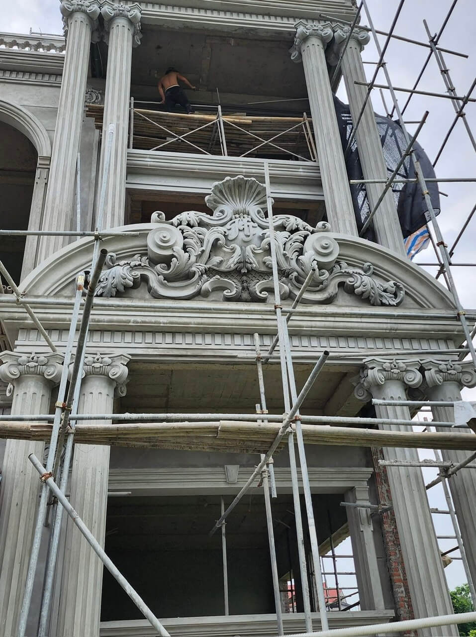 Hoa văn phù điêu mặt tiền đẹp 5