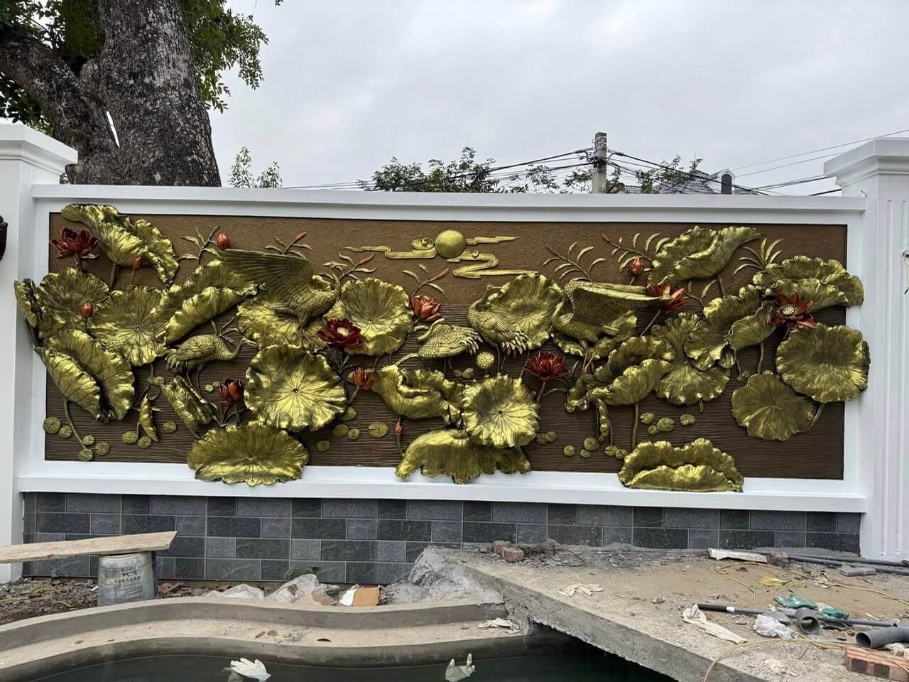 Mẫu Tranh Đắp Xi Măng Sen Hạc Đẹp 2