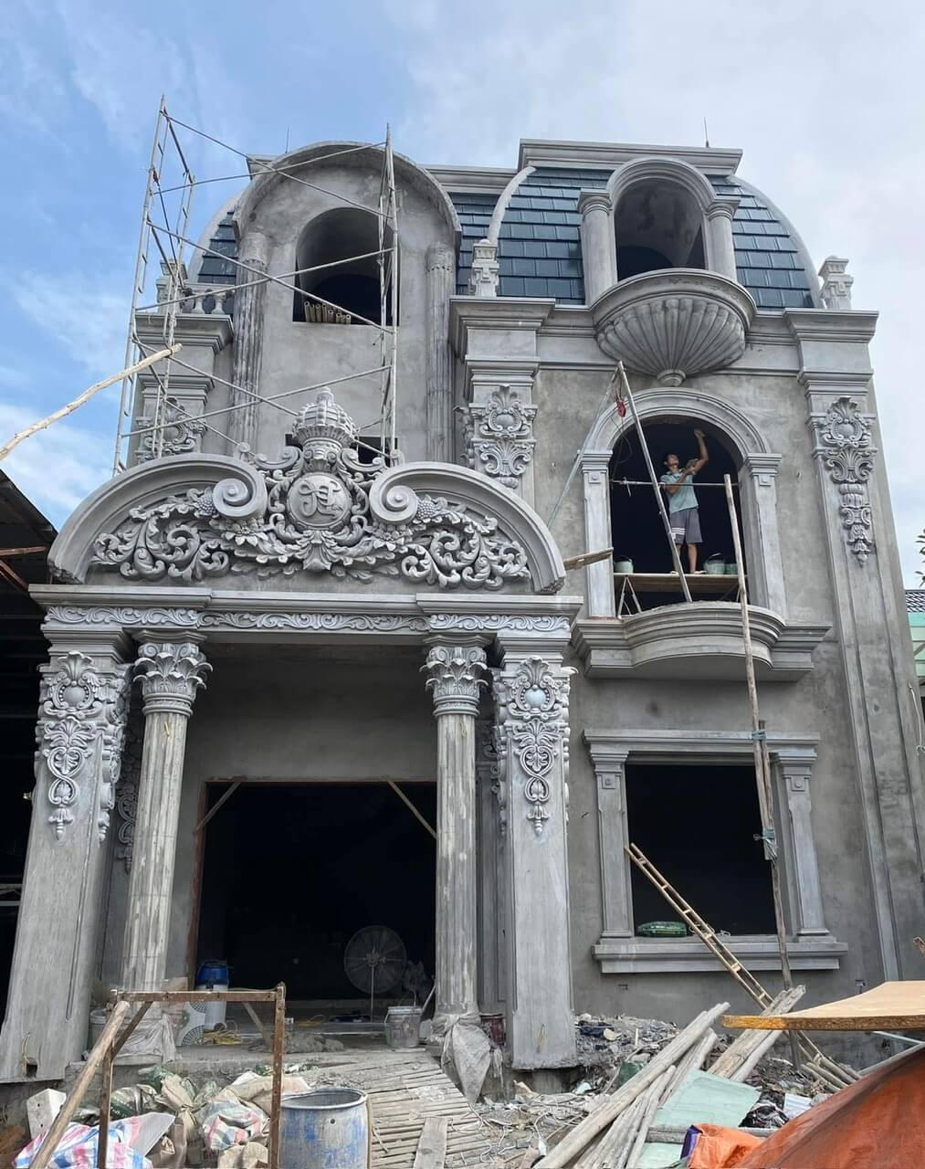 Mẫu nhà mặt tiền tân cổ điển