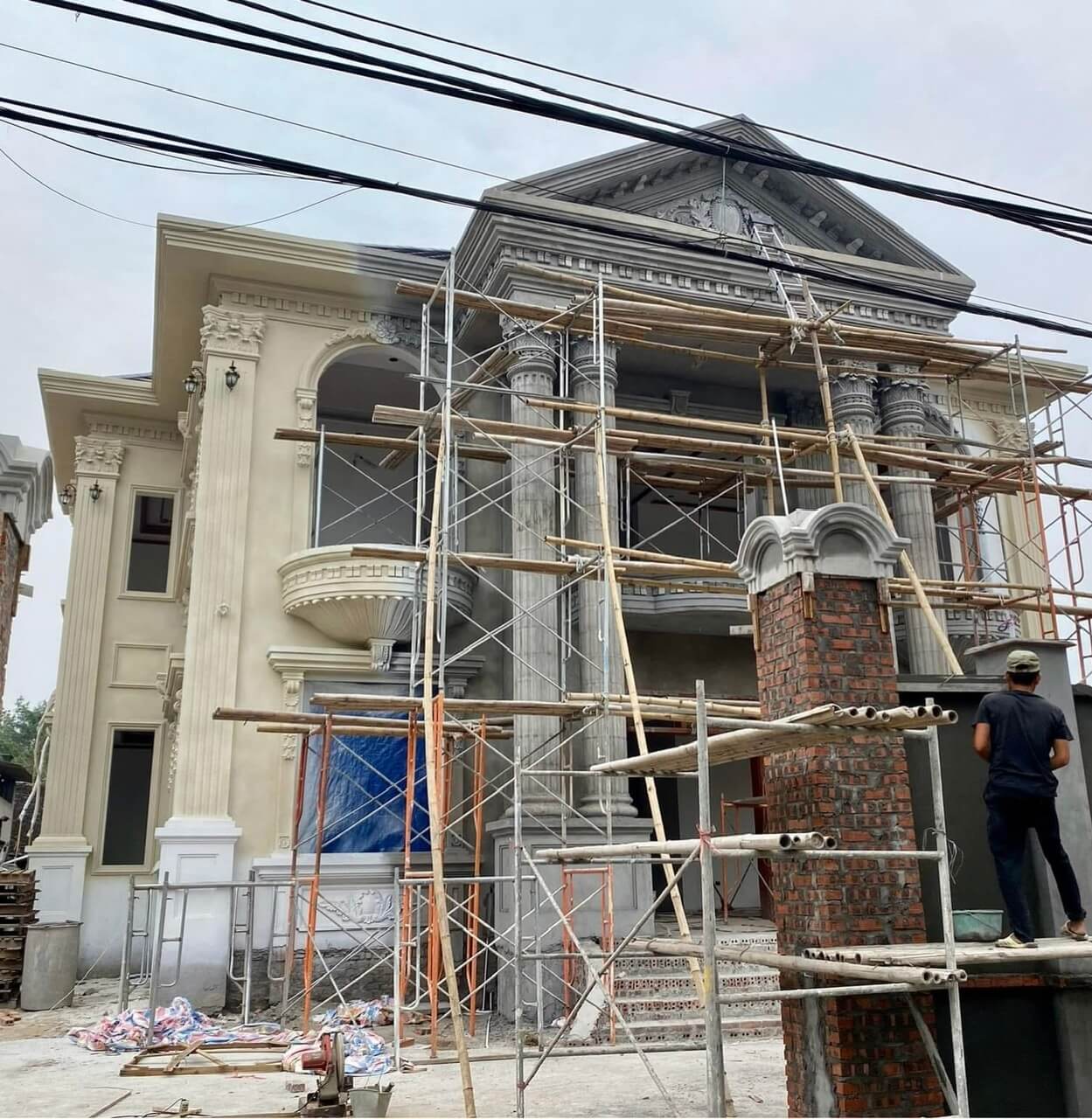 Phù điêu mặt tiền đơn giản 3