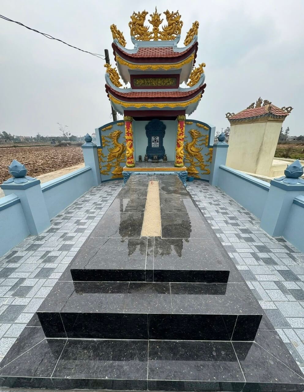 Phù điêu xi măng lăng mộ 1