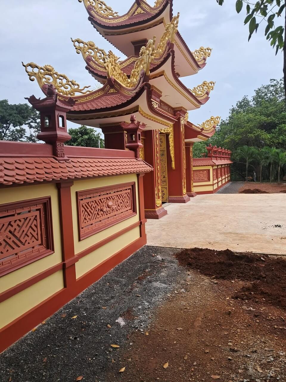 Thợ đắp phù điêu chuyên nghiệp 1-2